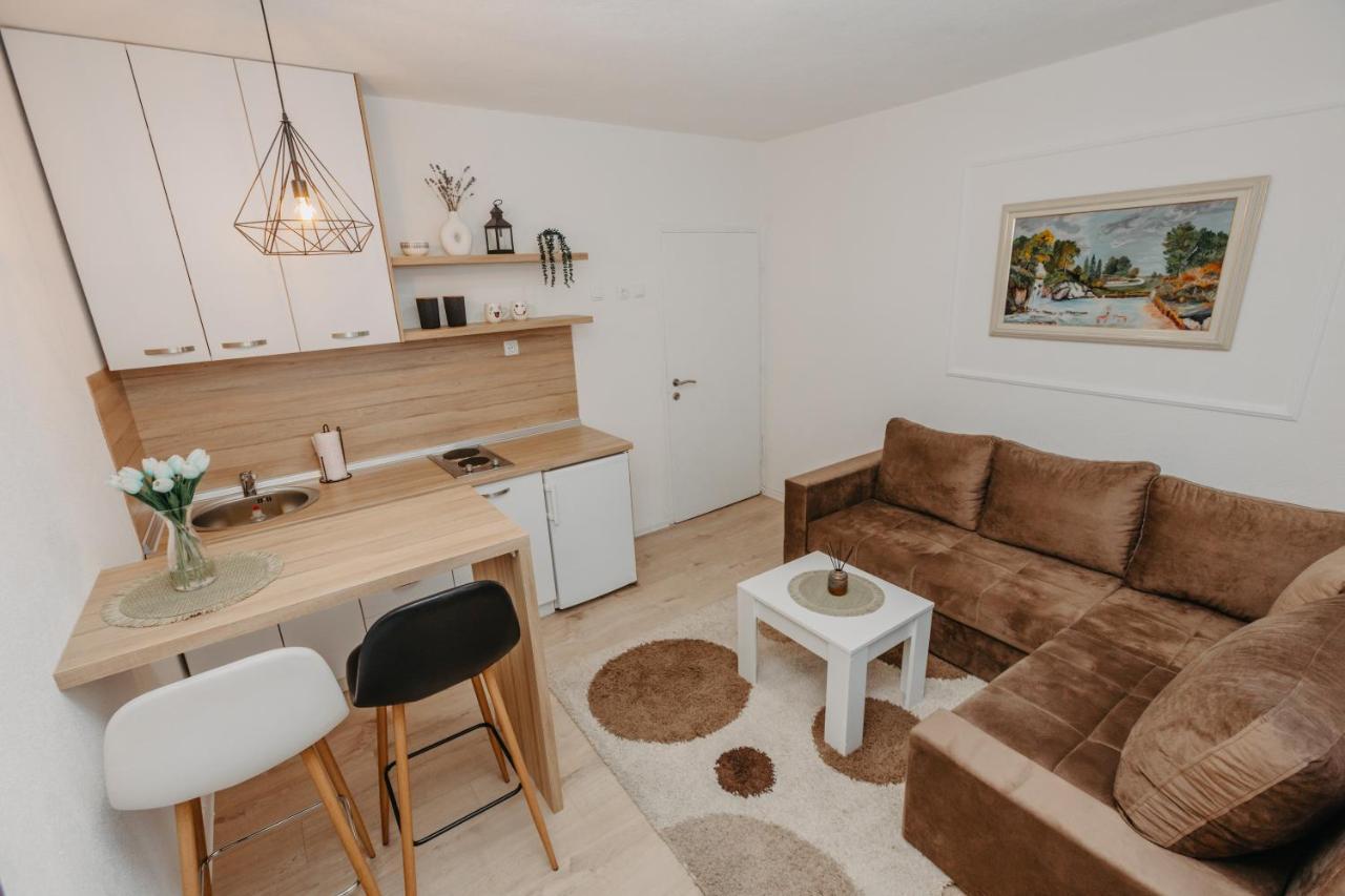Ferienwohnung Stan Na Dan Flora Nevesinje Exterior foto
